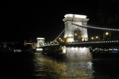 Most w Budapeszcie nocą
